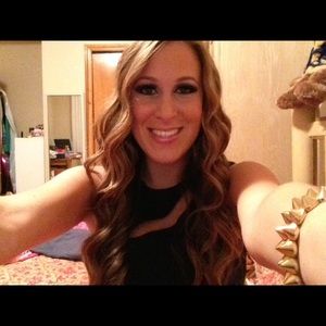 Meet your Posher, Maria