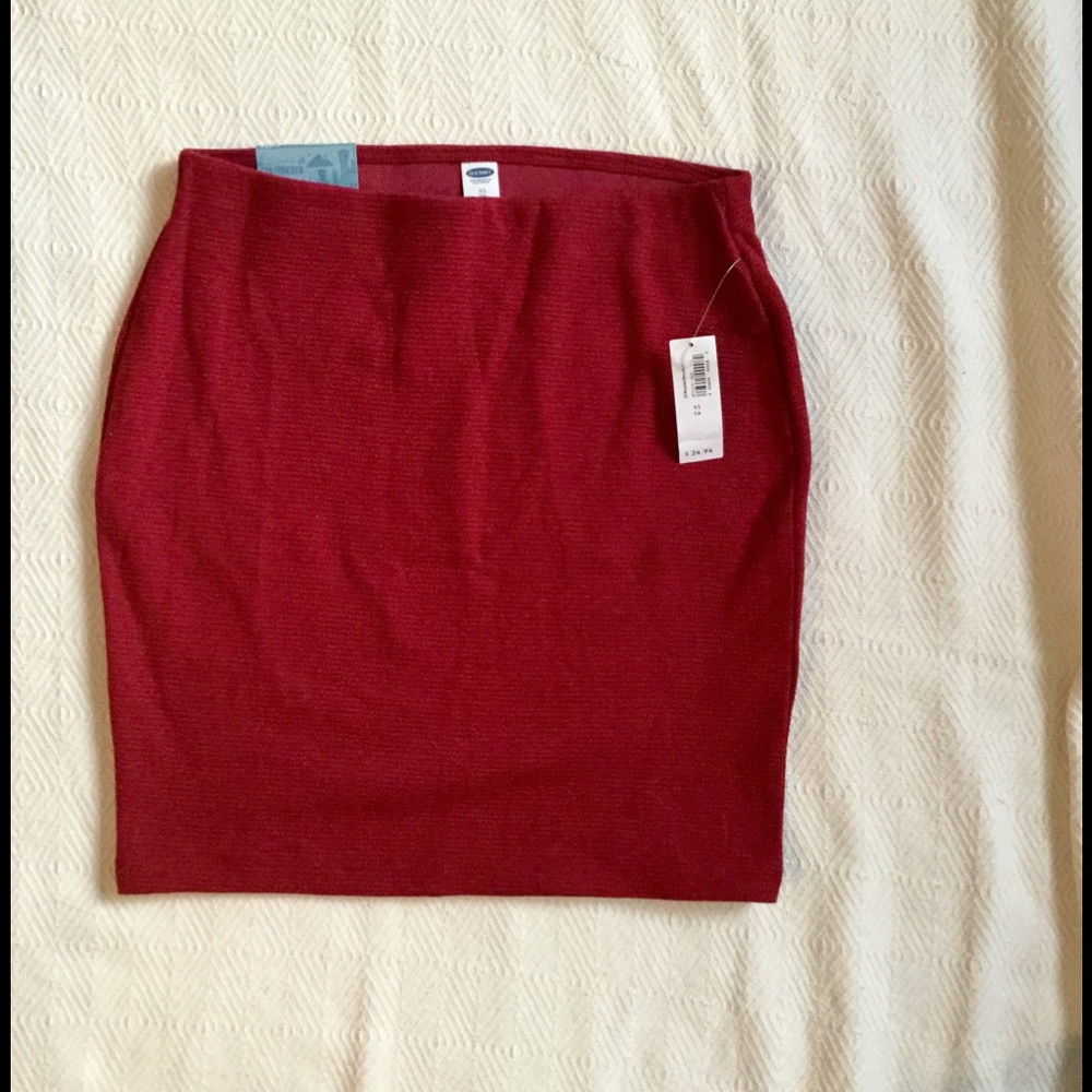 NWT Red Old Navy mini skirt