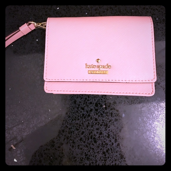 kate spade Handbags - Kate spade wristlet wallet