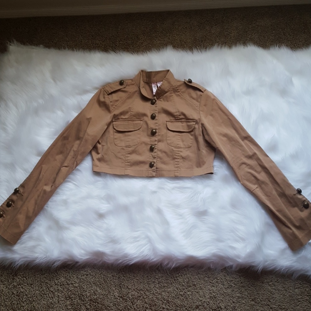 Short Jacket by Fang size XL
