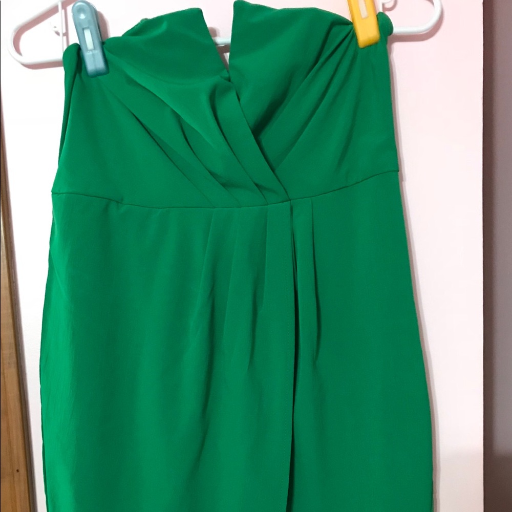 Green strapless dress