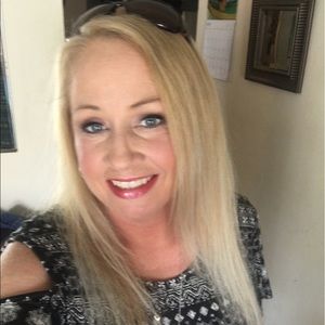 Meet your Posher, Julie