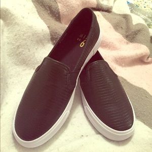 Brand new mix no.6 slip on sneakers