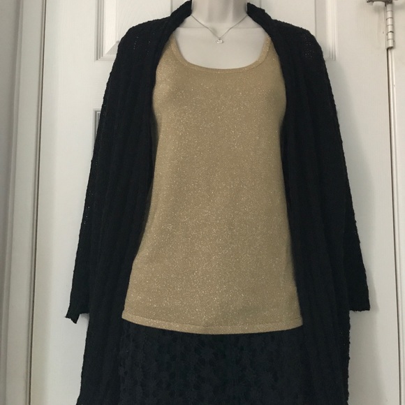 Classiques Gold Sleeveless Sweater Top - Picture 3 of 7