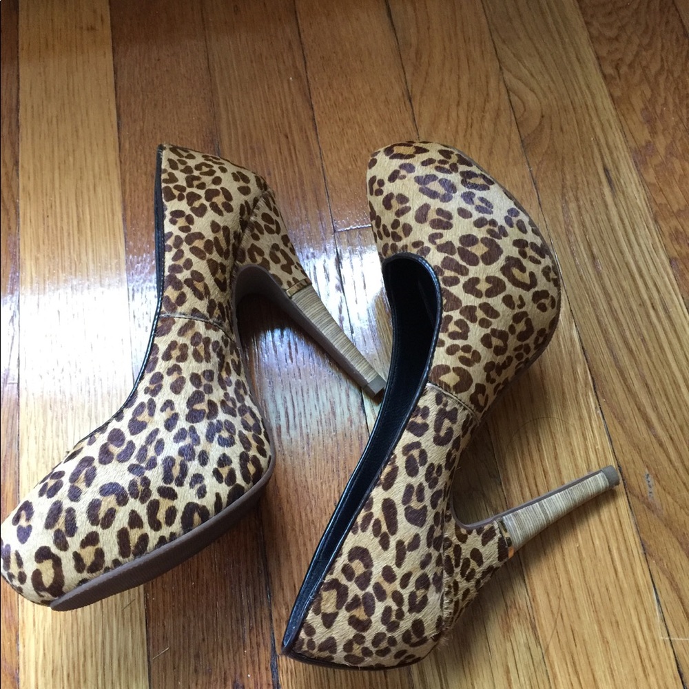 Leather shoes