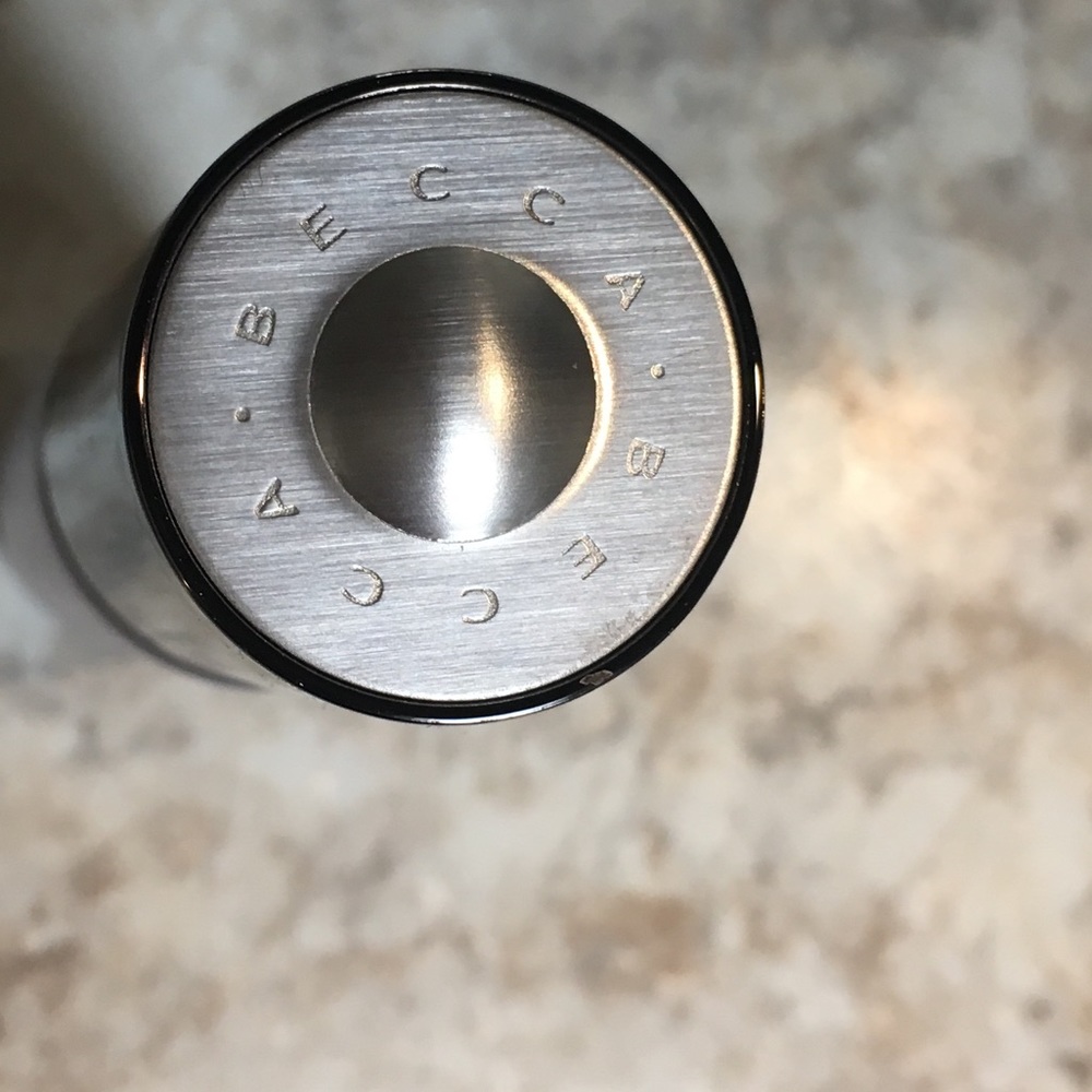 BECCA first light primer