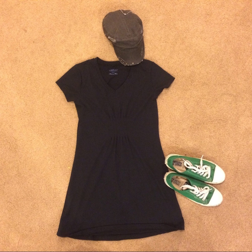 Black cotton travel dress