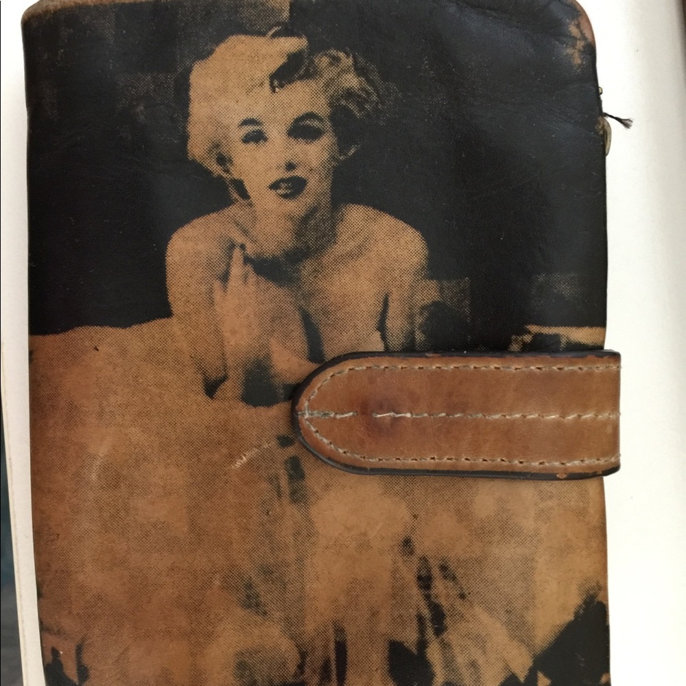 Leather wallet