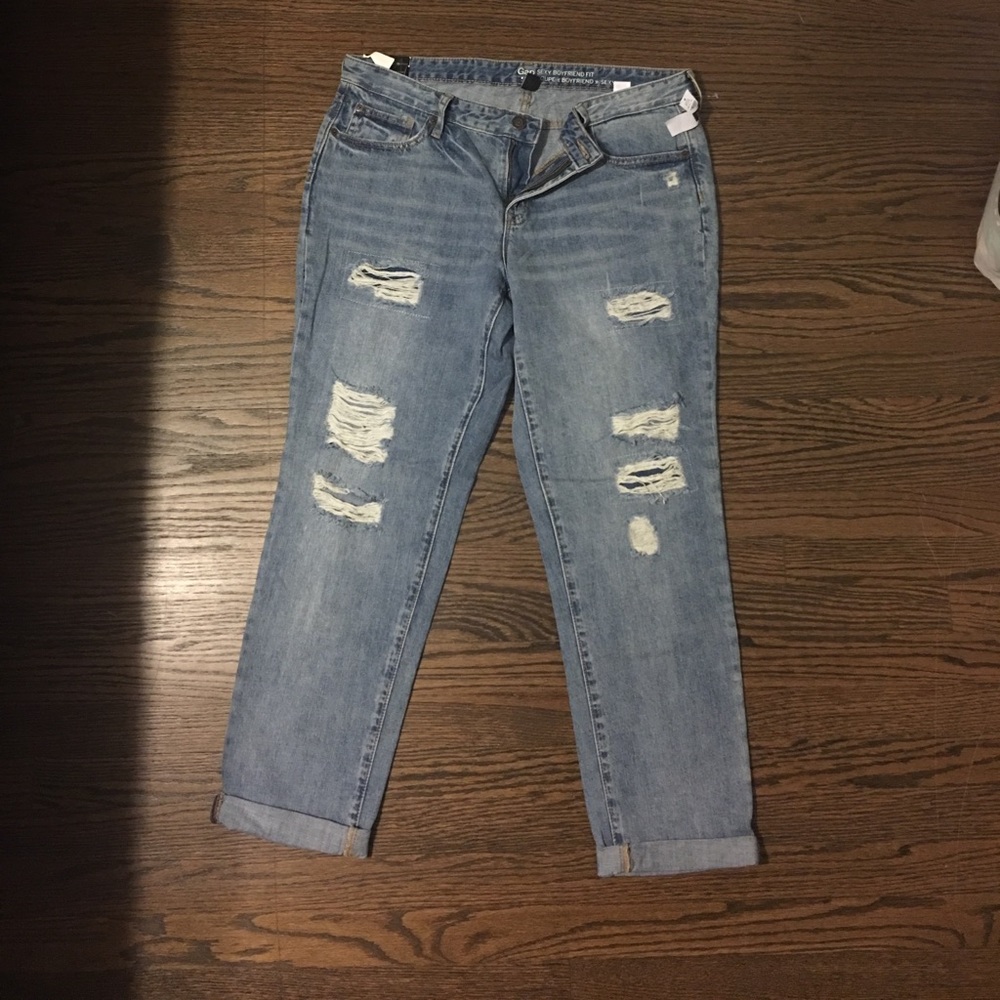 Destructed cropped Jeans