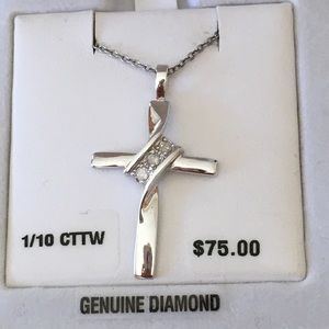 Sterling Silver 1/10 CTTW Diamond Cross Necklace