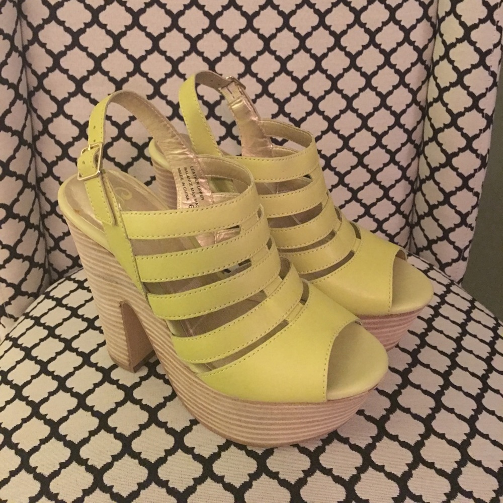 Fun wedges