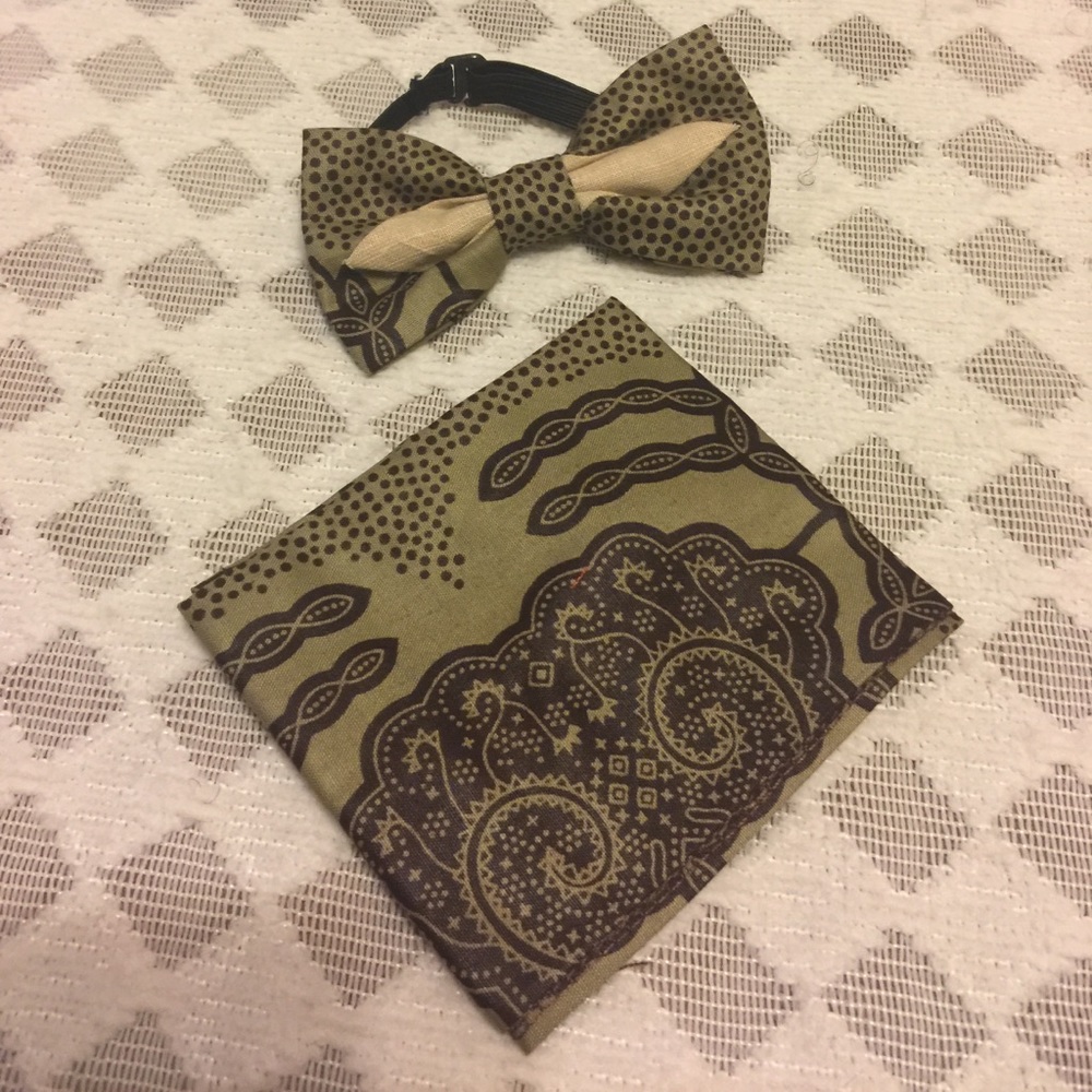 Brand new Cute Bow Tie with pocket piece 4 Boys