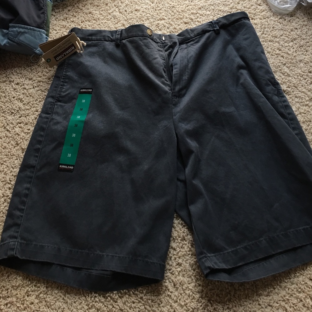 Kirkland men's short