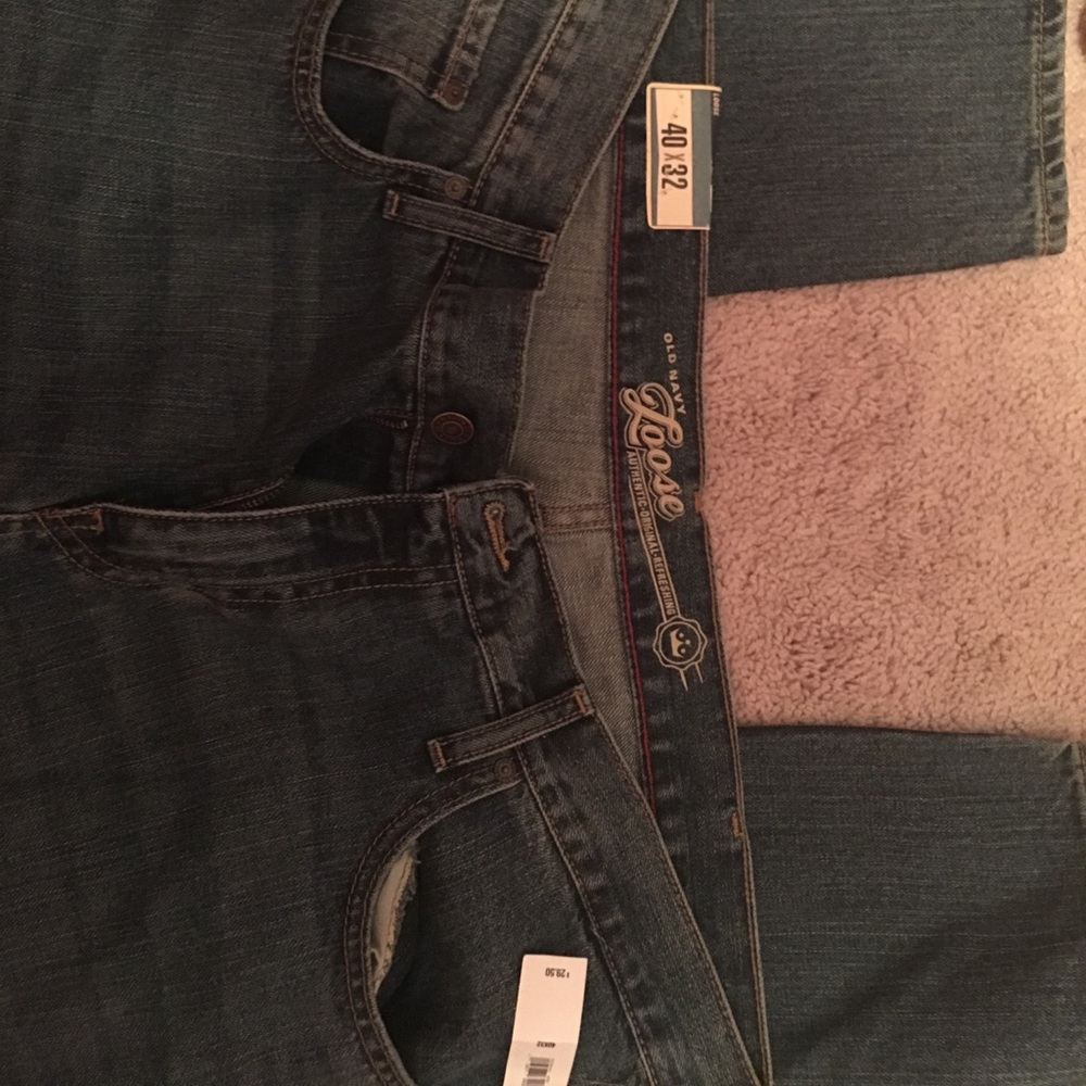 NWT Men’s Loose Fitting Jeans 40x32