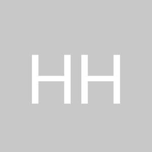 Meet your Posher, Hollie