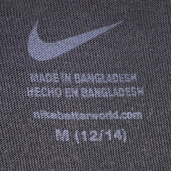 Boy's size Medium Nike Mizzou t-shirt - Picture 2 of 2