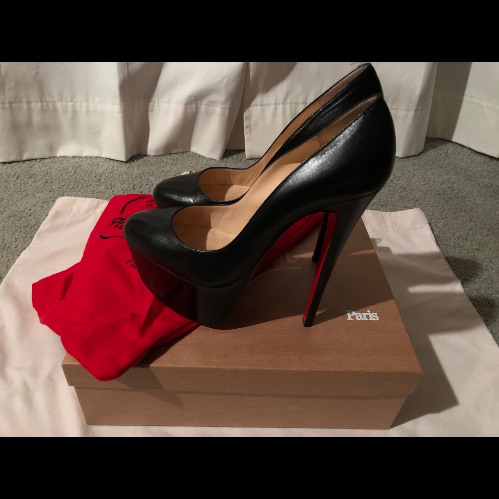 Christian Louboutin Victoria 160 Black Heels - Picture 3 of 8