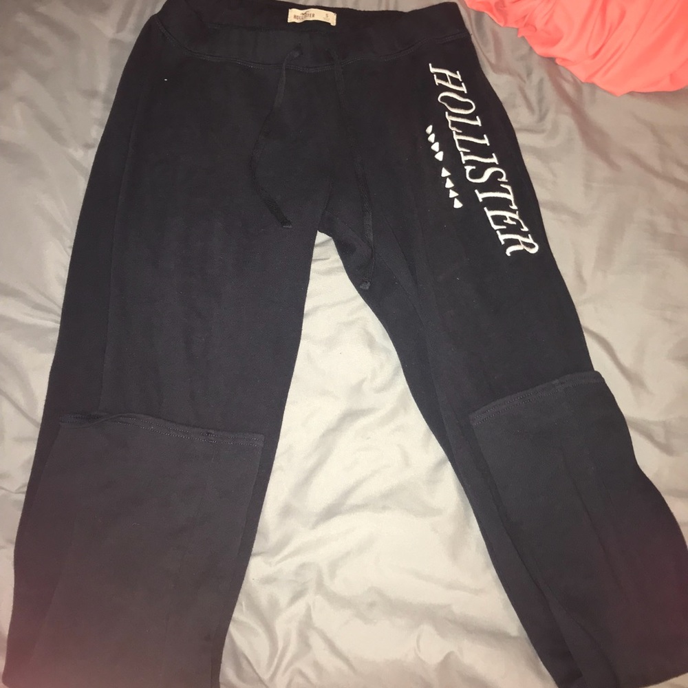 Navy blue hollister sweatpants!