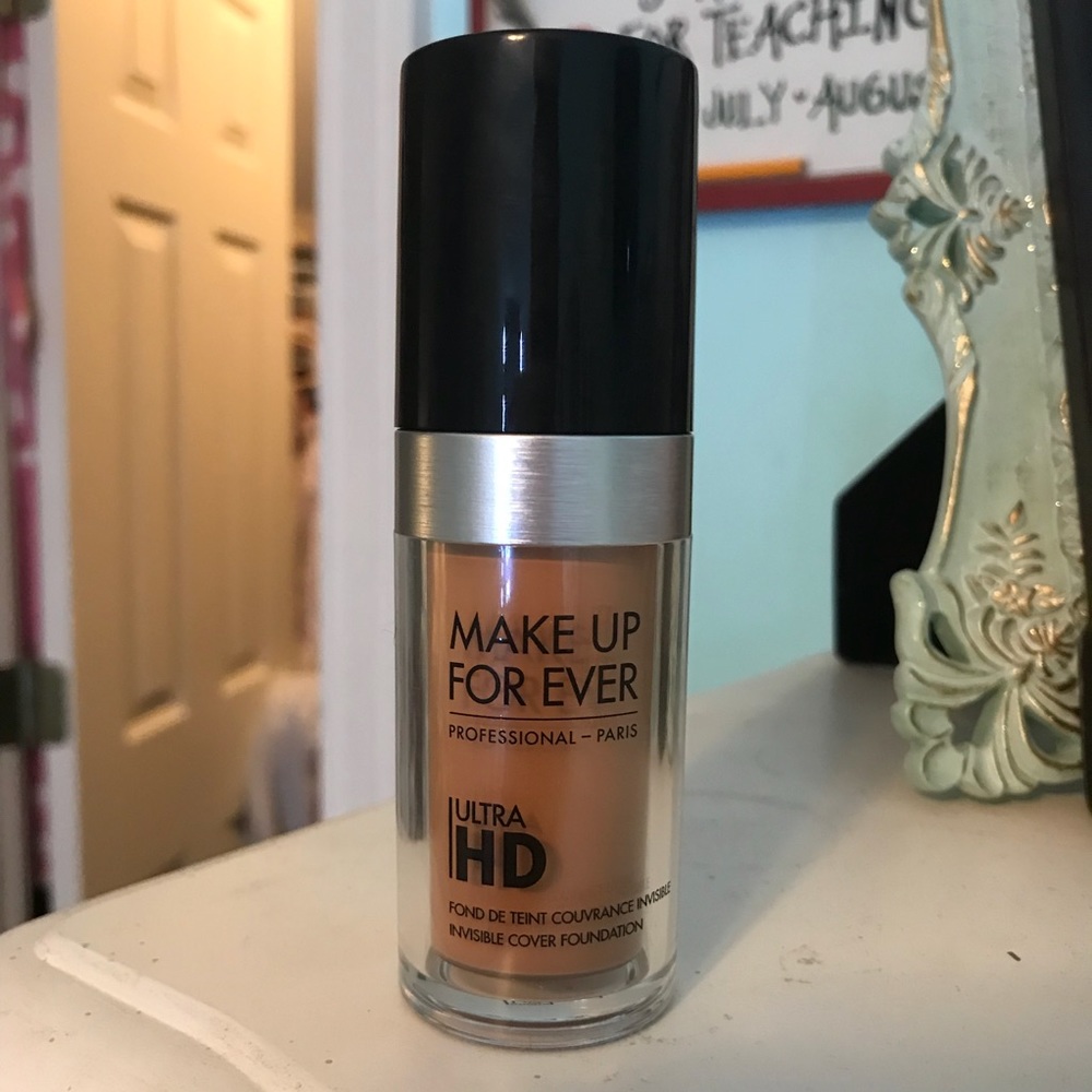 MakeUp ForEver Ultra HD Invisible Cover Foundation