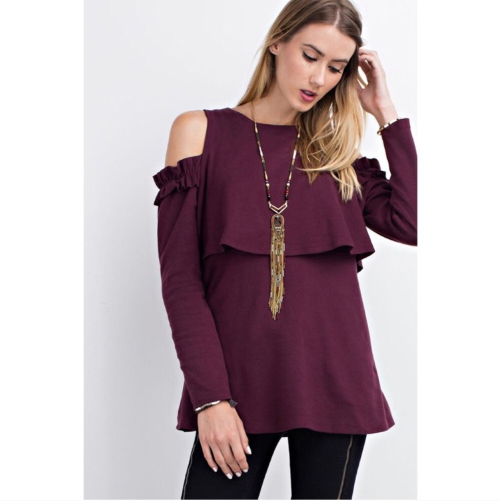 Last 1! šPlum Ruffle Cold Shoulder Top - Picture 3 of 3