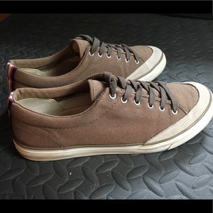 Banana Republic sneakers