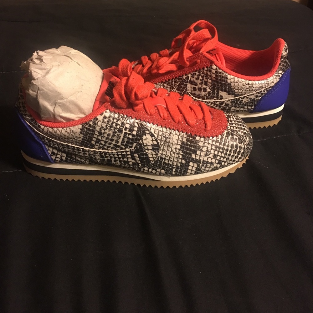 Women limited edition Nike Cortez