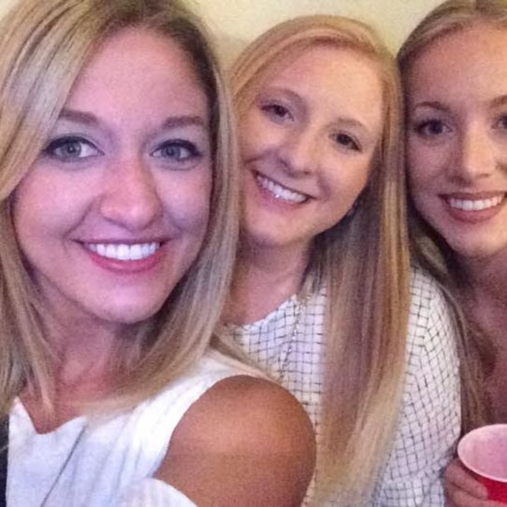 Meet your Posher, Abbey