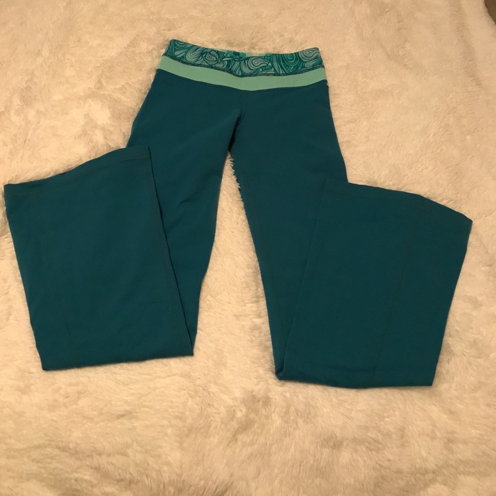 Lululemon flare yoga pants