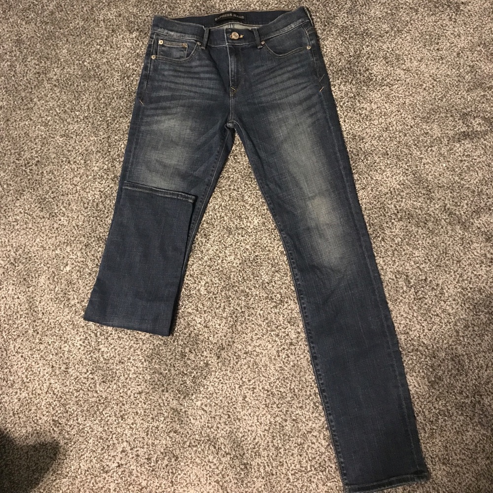 Express Jean's
Skinny - Midrise