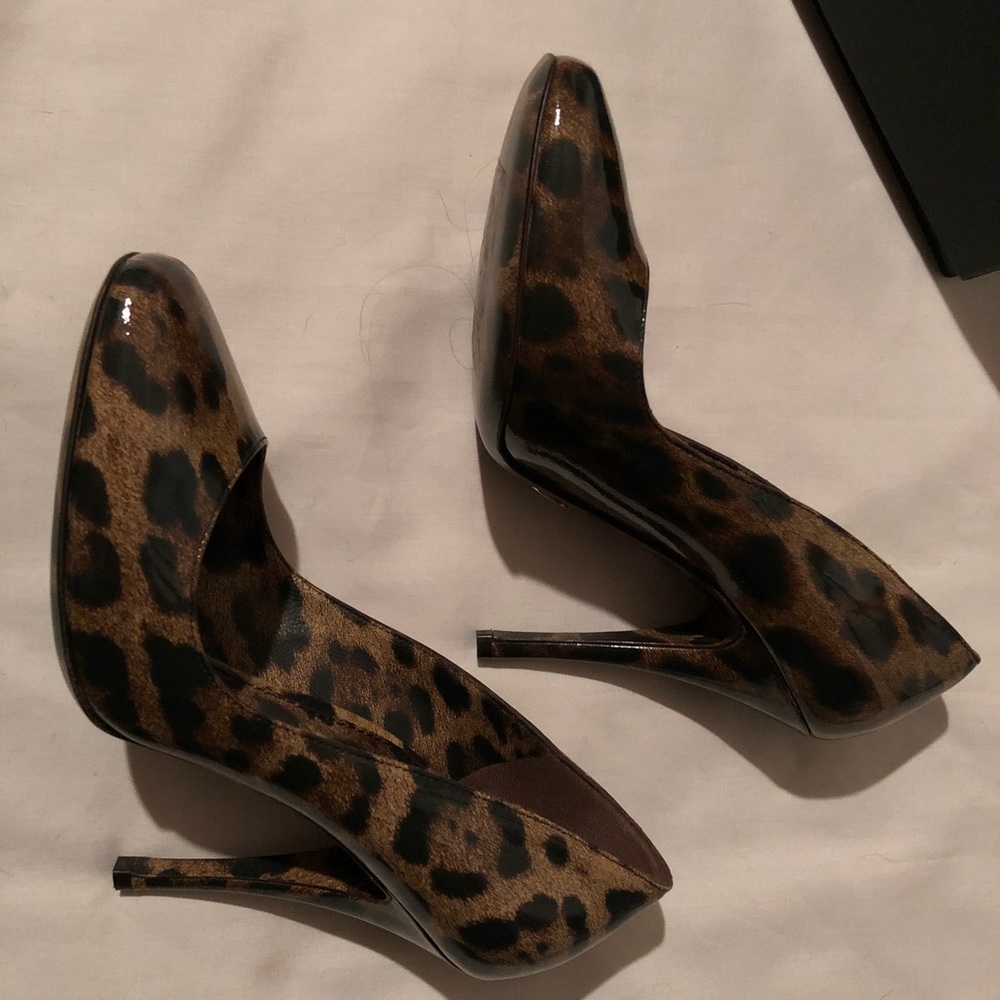 Dolce & Gabbana Décolleté Vernice Leopard Heels
