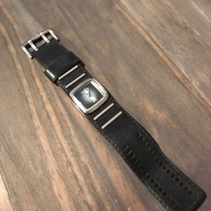 Nixon ladies “dutchess” watch.