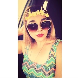 Meet your Posher, Ashley