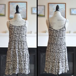 Sleeveless Floral Tiered Shift Dress