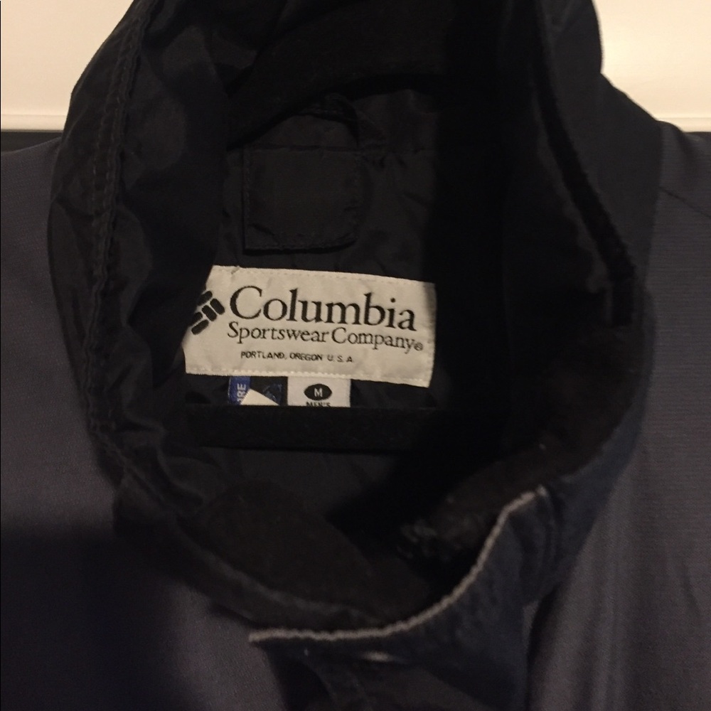 COLUMBIA sportswear jacket - Picture 2 of 4