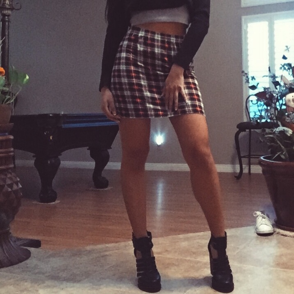 Black/Red/White Plaid Miniskirt