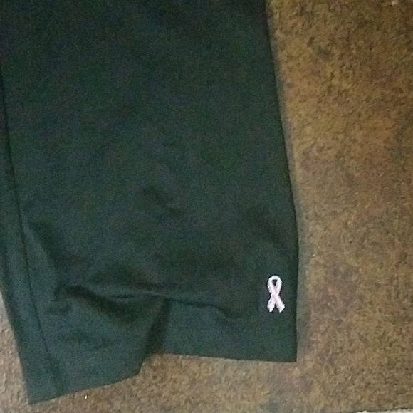 Izod workout pants and top - Picture 2 of 4