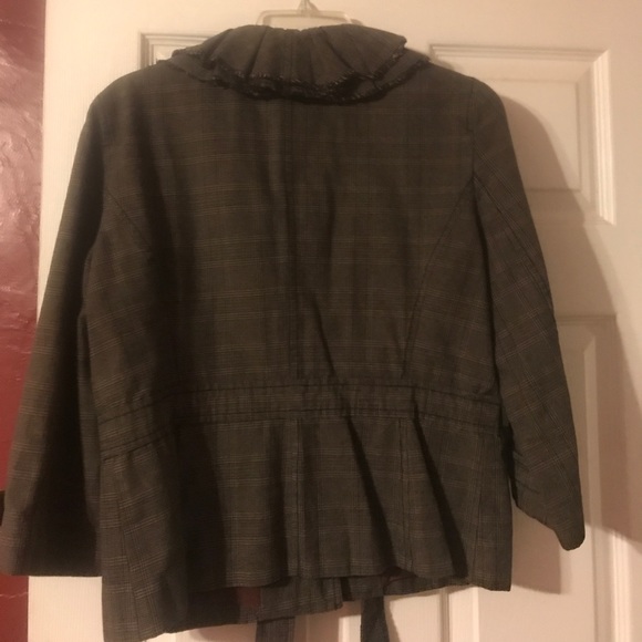 Jacket - Picture 3 of 3