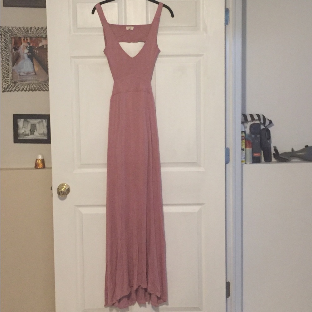 Open lower back maxi dress