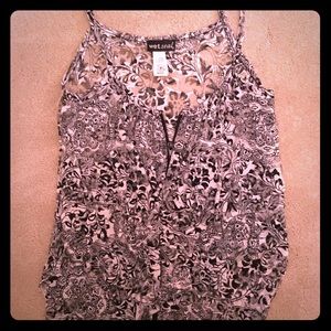 Lace flowy tank