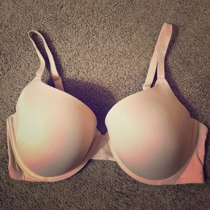 Victoria’s Secret Nude Bra
