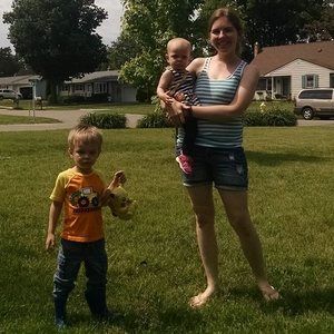 Meet your Posher, Danielle