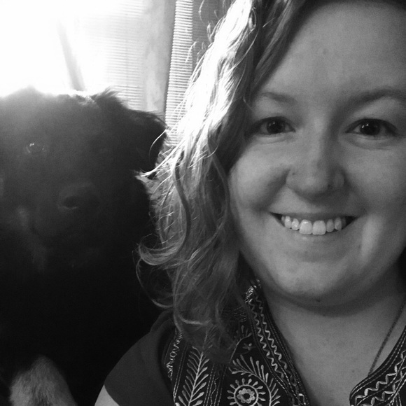 Meet your Posher, Taylor - Picture 2 of 2