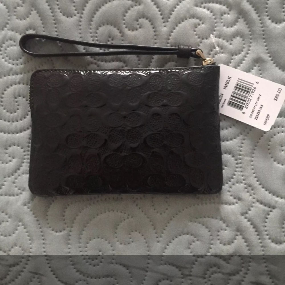 Coach wristlet - Picture 3 of 5