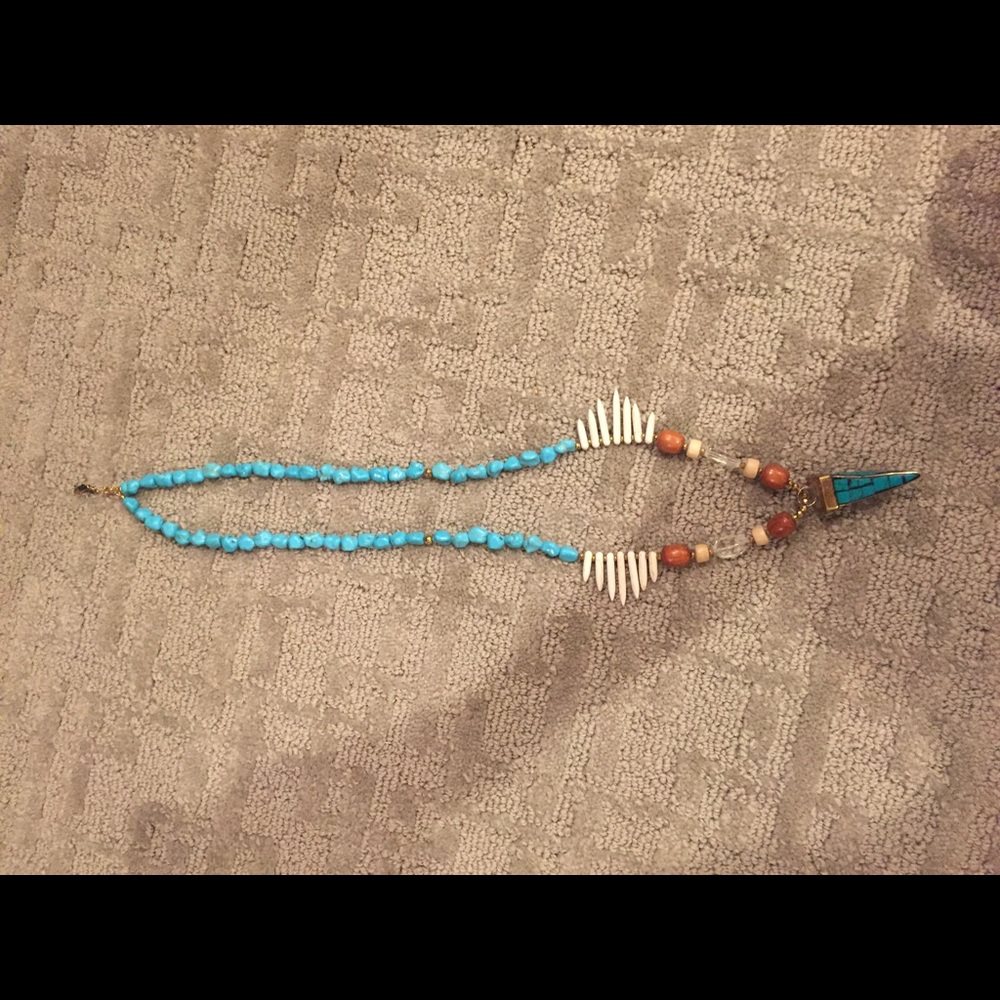 Cute tribal necklace!