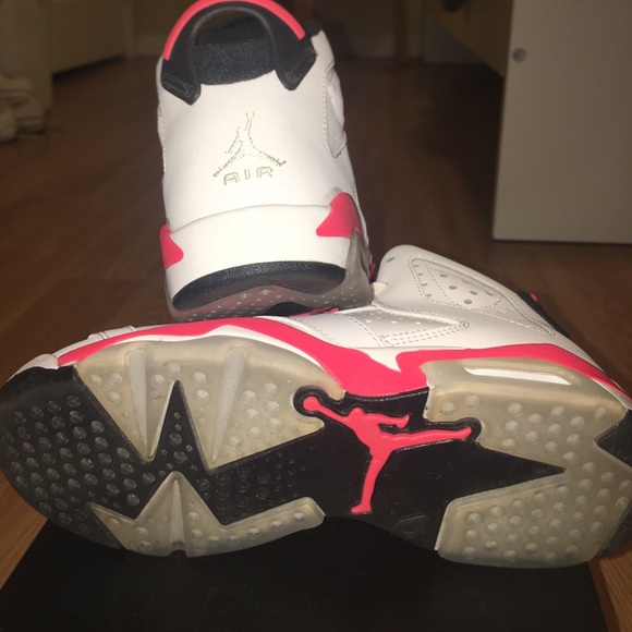 Air Jordan 6 Retro BG - Picture 3 of 4