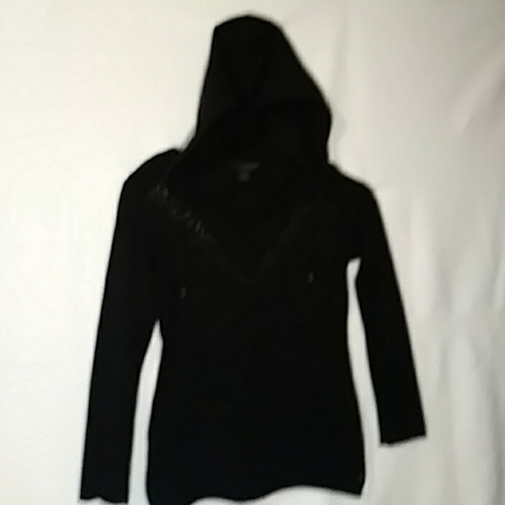 Hooded sweater