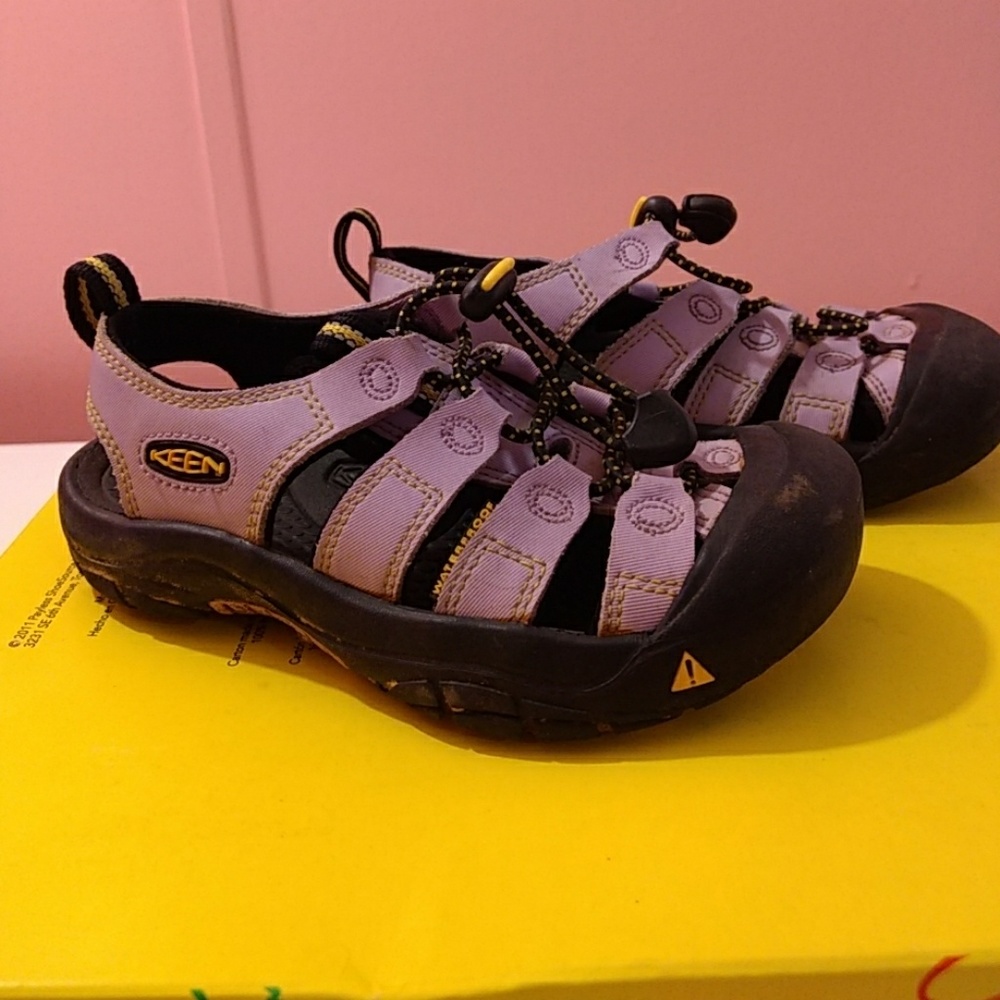 Girls Keen Sandals