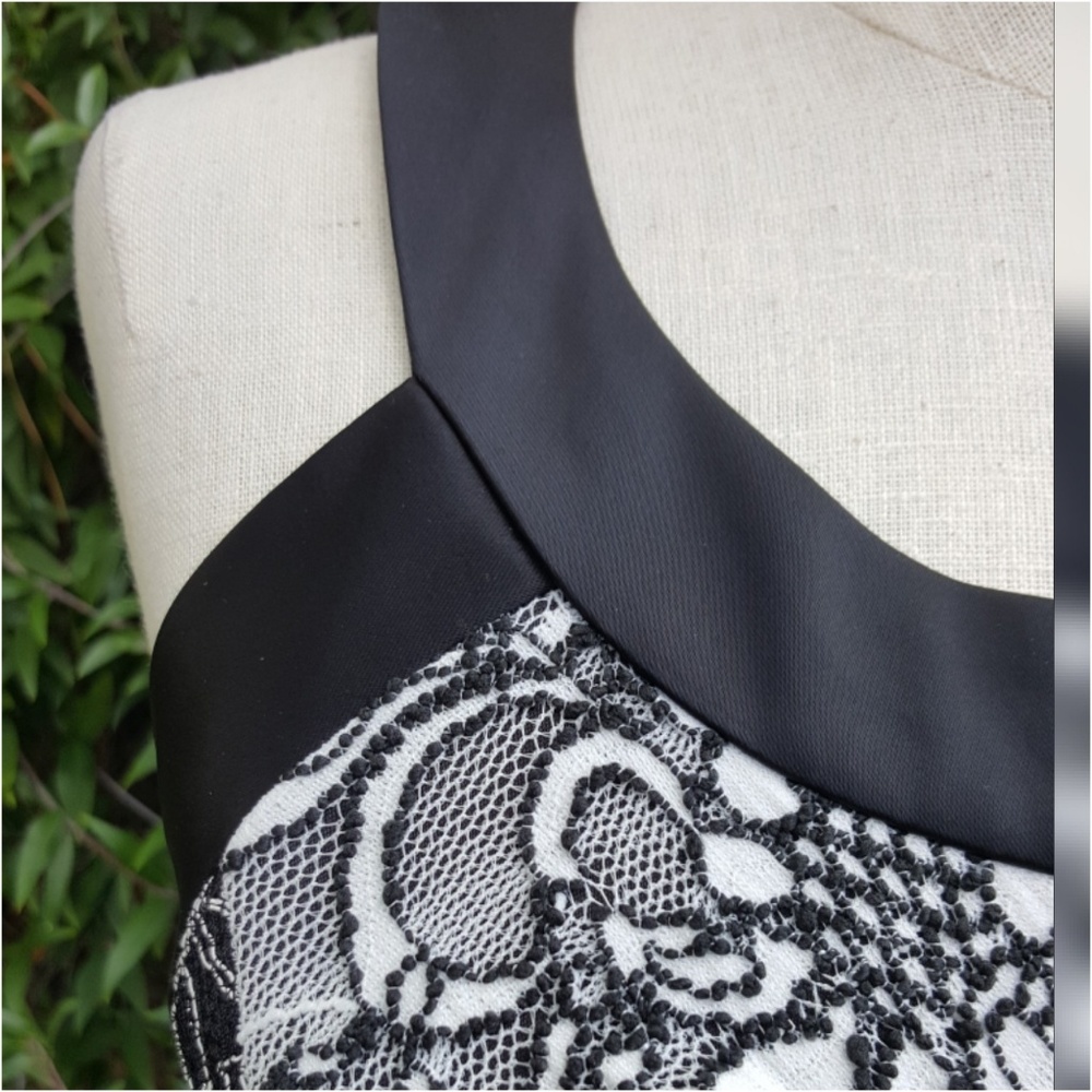 Cache Sheath Dress - Picture 4 of 6
