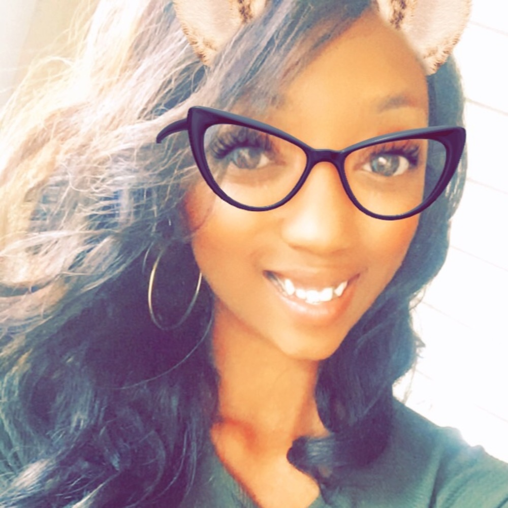 Meet your Posher, Chelsie