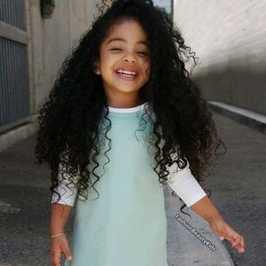 Meet your Posher, Elydania